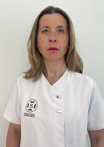 EMBAJADORA Mª DEL CARMEN GARCÍA RETORTA SIMILDIET